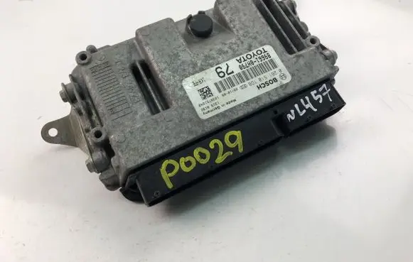 Toyota Aygo AB10 Engine control unit/module 896610H790