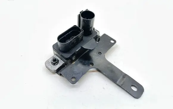 Jaguar XE Glow plug pre-heat relay GX7312B533AC