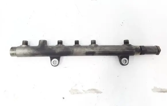 Nissan Primera Fuel main line pipe 0445214024