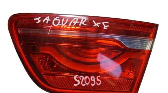Jaguar XE Tailgate rear/tail lights 19733902
