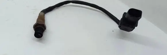 Opel Insignia A Lambda probe sensor 1928404687 1110040348