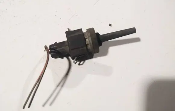 Audi A6 S6 C4 4A Sensor 