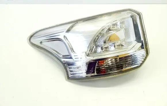 Mitsubishi Outlander Rear/tail lights 8330A789