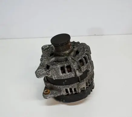 Audi A4 S4 B8 8K Generator/alternator 04L903017E
