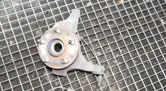 Opel Insignia A Front wheel hub
