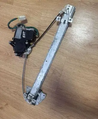Mitsubishi Galant Front door window regulator with motor 0620200091