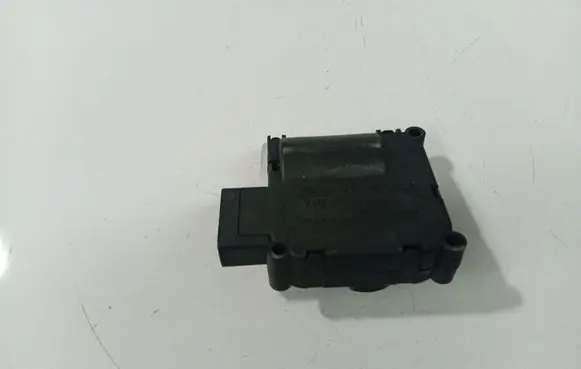 Audi A8 S8 D3 4E Air flap motor/actuator 0132801319