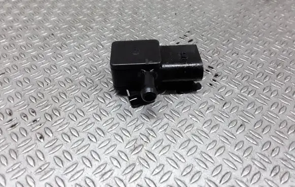 BMW 5 E60 E61 Exhaust gas pressure sensor 780515201