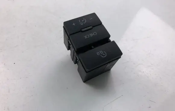 Other switches/knobs/shifts