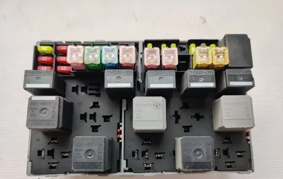 Ford Transit Fuse module 14401MVOK