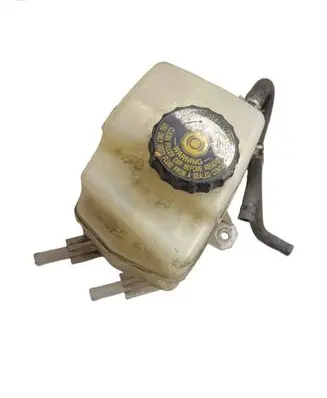 Lexus RX 450H Brake fluid reservoir 240400