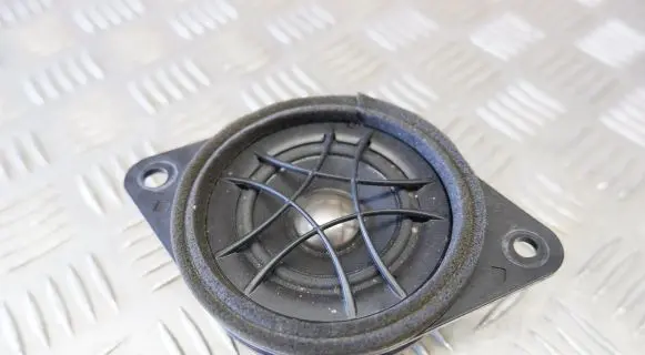 Lexus IS III XE30 Panel speaker 8616033800