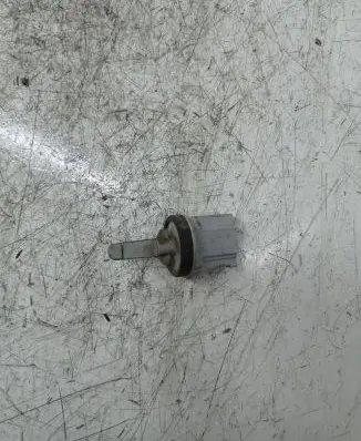 Volkswagen Touran I Interior temperature sensor 1K0907543A