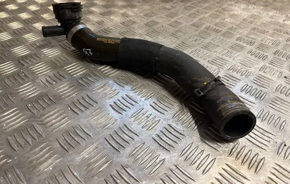 Audi Q7 4M Engine coolant pipe/hose 4M0122055DF KA4160839 4M0122055DJ