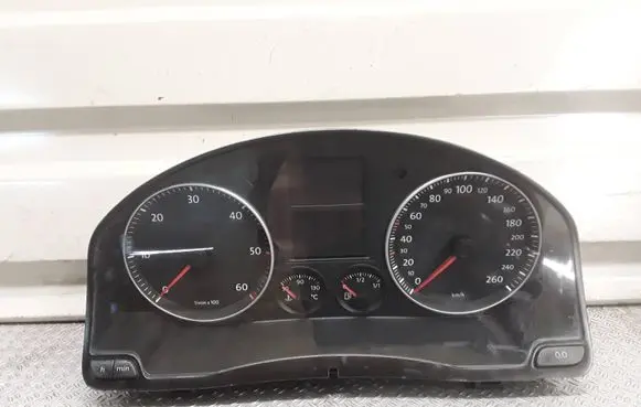 Volkswagen Golf Plus Speedometer (instrument cluster) 1K0920864B