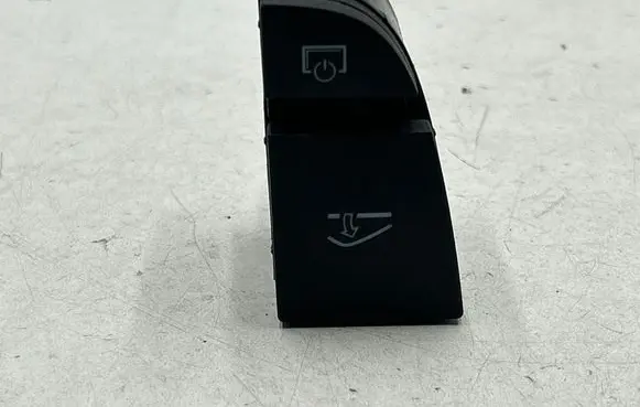 Audi A6 S6 C6 4F Glove box opening button 050148072