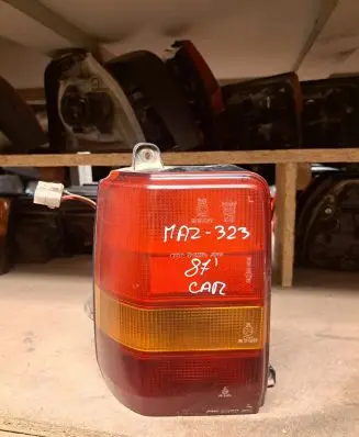 Mazda 323 Rear/tail lights 22061527 3309205L 22061527L