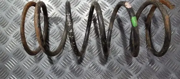 Mitsubishi Carisma Front coil spring