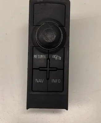 Head unit multimedia control