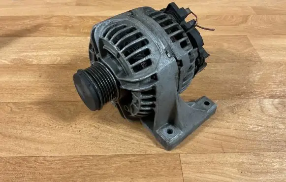 Volvo V70 Generator/alternator 0986042840