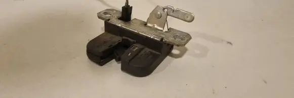 Seat Leon (1M) Tailgate/trunk/boot lock/catch/latch 6l6827505