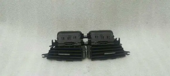 Mercedes-Benz C W204 Dash center air vent grill A2048306054