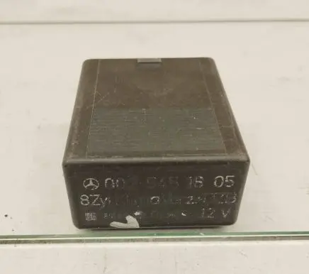 Mercedes-Benz 380 560SEC C126 Other relay 0025451805