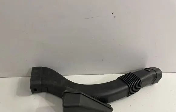 BMW 5 F10 F11 Air intake hose/pipe 7577473