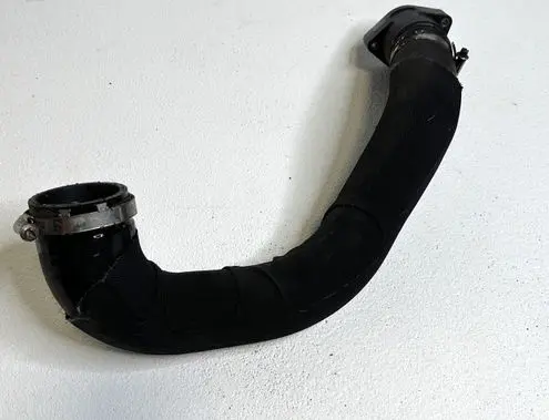 Audi A5 Sportback 8TA Turbo air intake inlet pipe/hose 03L131111R 8K0145738AG