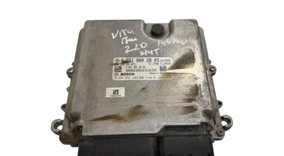 Mercedes-Benz Vito Viano W447 Engine control unit/module A6519002803 0281031244 A6519012802