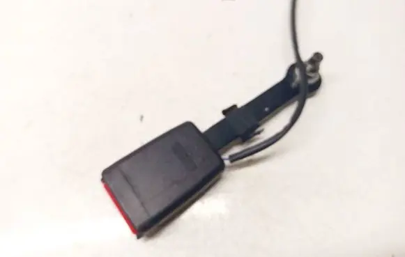 Nissan Micra Front seatbelt buckle 1068941
