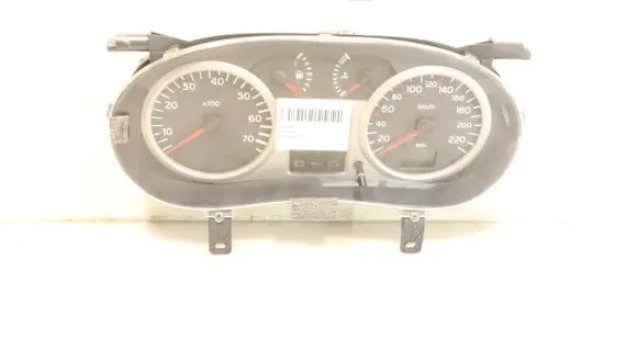 Renault Clio II Clock 