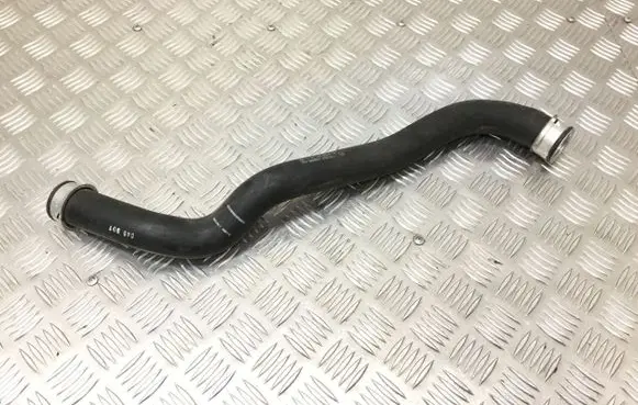 Mercedes-Benz E W211 Engine coolant pipe/hose A2115015382