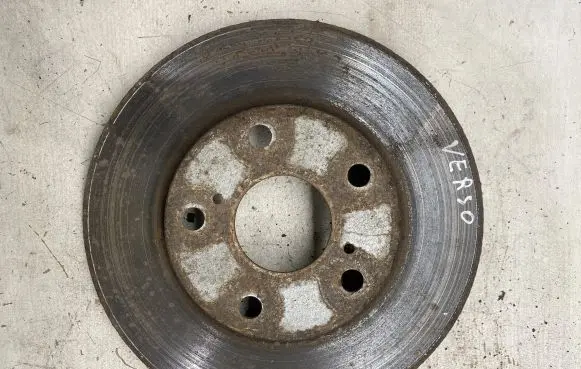 Toyota Avensis Verso Front brake disc