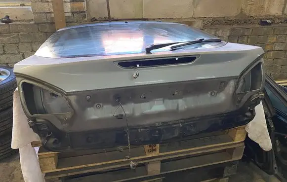 Ford Mondeo MK IV Tailgate/trunk/boot lid