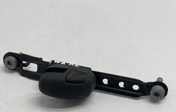Jeep Wrangler Seat belt adjustment rail 6AG80TX7AA 34284120AGBL 143191R