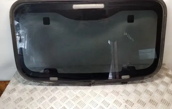 Mitsubishi Pajero Sunroof glass 