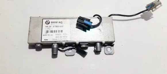 BMW 5 E39 Antenna control unit 65258380685