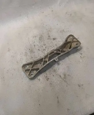 BMW 5 E34 Gearbox mounting bracket 