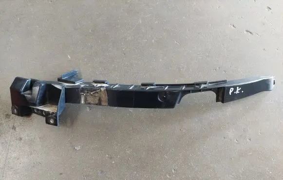 Opel Insignia A Headlight/headlamp mounting bracket 13250570