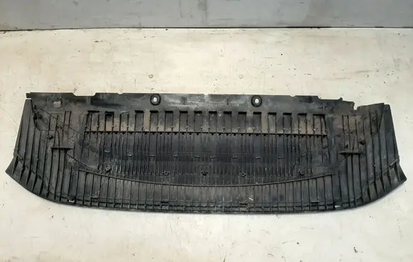 Audi A6 S6 C7 4G Front bumper skid plate/under tray 4G0807611