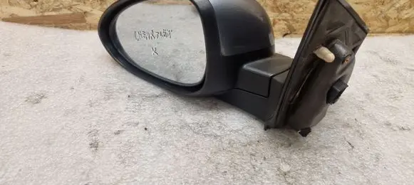 Chevrolet Aveo Manual wing mirror E4023437