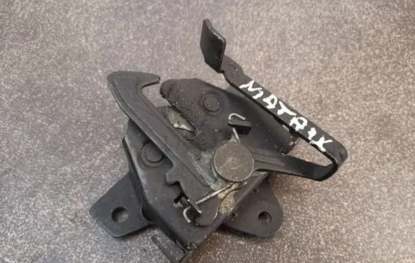 Hyundai Matrix Engine bonnet/hood lock/catch