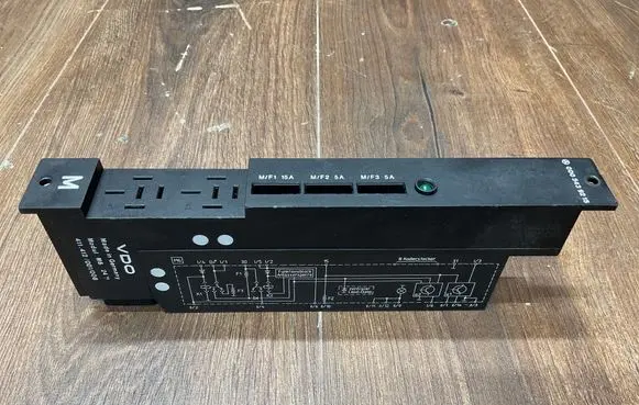 Mercedes-Benz Vario Fuse module 0005439215