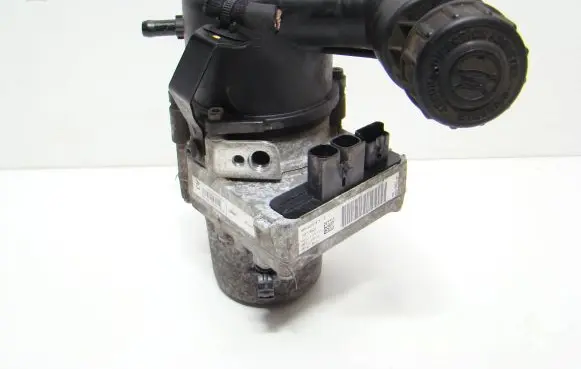 Peugeot 508 Power steering pump A5101675E