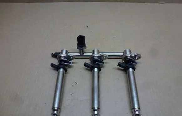 Mercedes-Benz GLE (W166 - C292) Fuel injector A2560705900