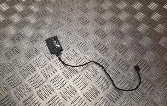 Mercedes-Benz EQE v295 Radio antenna A2139052312