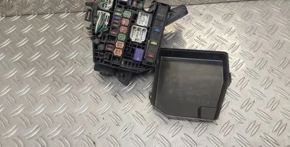 Toyota Yaris Fuse box set
