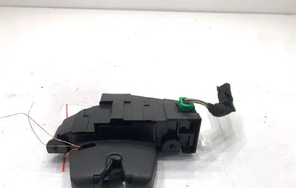 Citroen C5 Tailgate exterior lock 9660403780