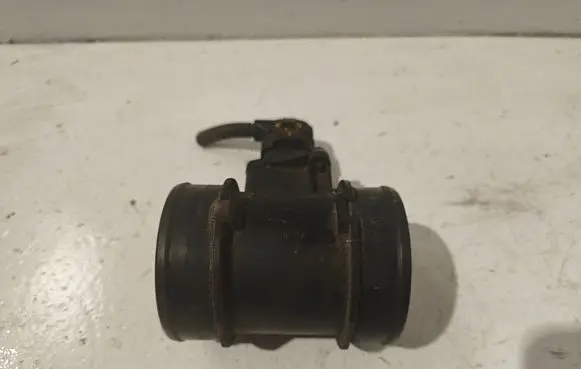 Opel Zafira B Mass air flow meter 55350046